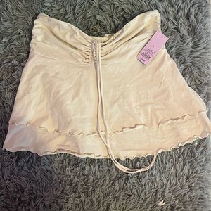 ✨5 for $25✨NWT target womens skirt. Beige/cream colored. Super cute